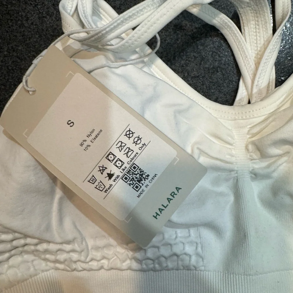 HALARA Cream Cross-Back Bralette - Picture 5 of 5